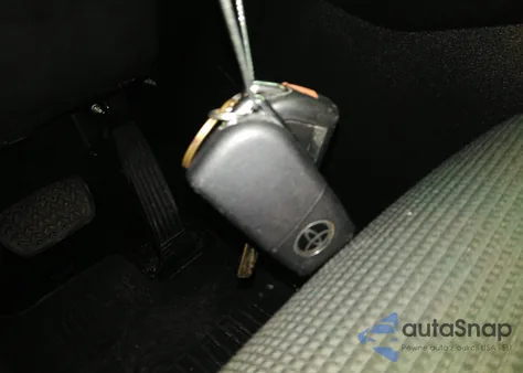 2021 Toyota Rav4 Le z USA, uszkodzony, nr VIN 2T3F1RFV7MC244892